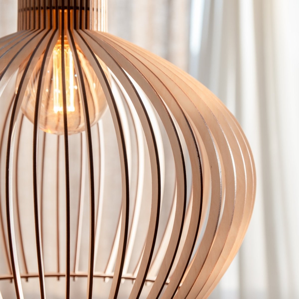 Lampe en bois 'Baidur' - Nordestic