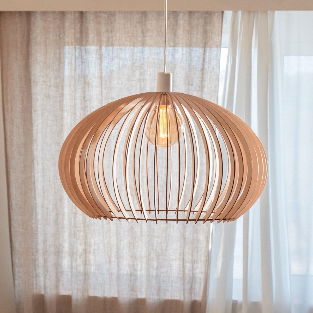 Lampe en bois 'Ostard' - Nordestic